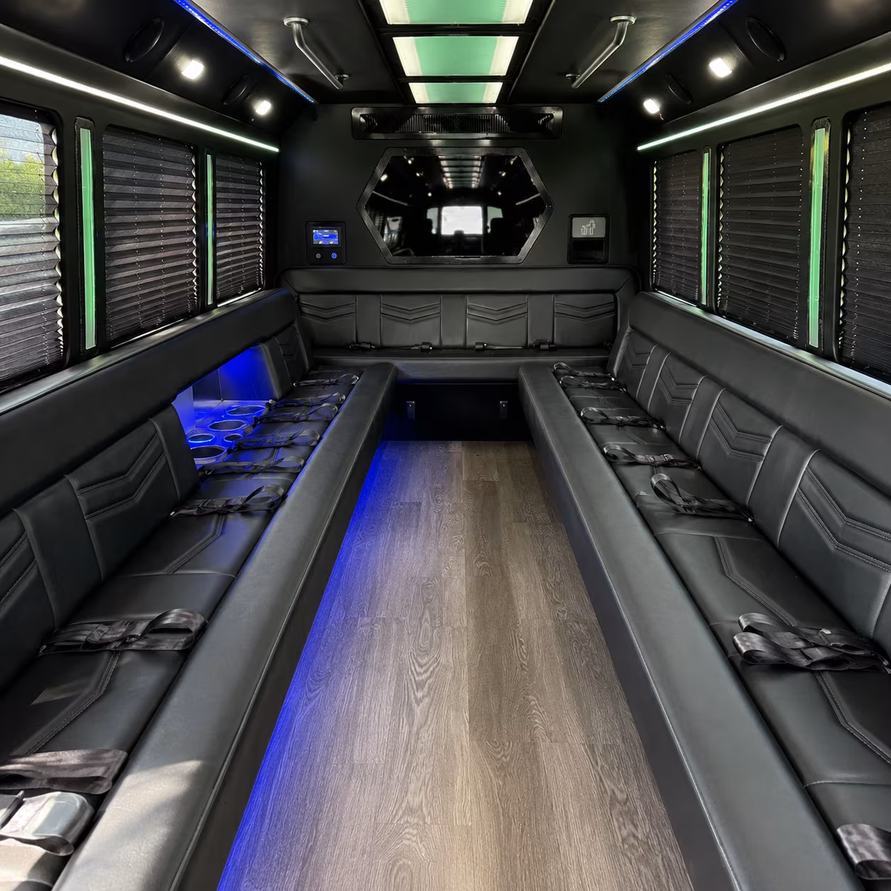 Albuquerque Birthday, Sweet 16, & Quinceañera Transportation party bus exterior