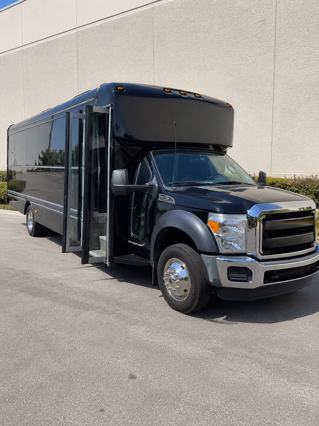 El Paso Homecoming & Prom Party Bus Rentals